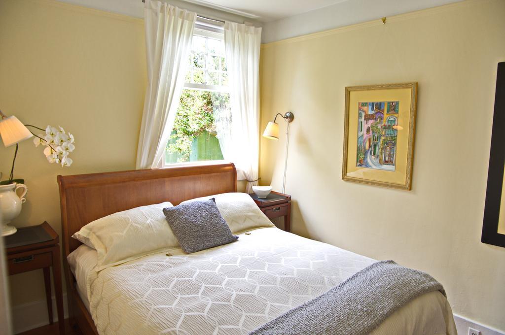 Fairholme Manor Inn Victoria Pokój zdjęcie