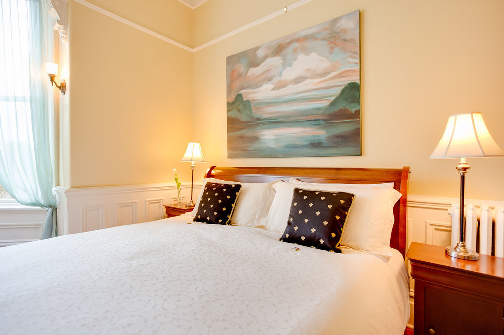 Fairholme Manor Inn Victoria Zewnętrze zdjęcie