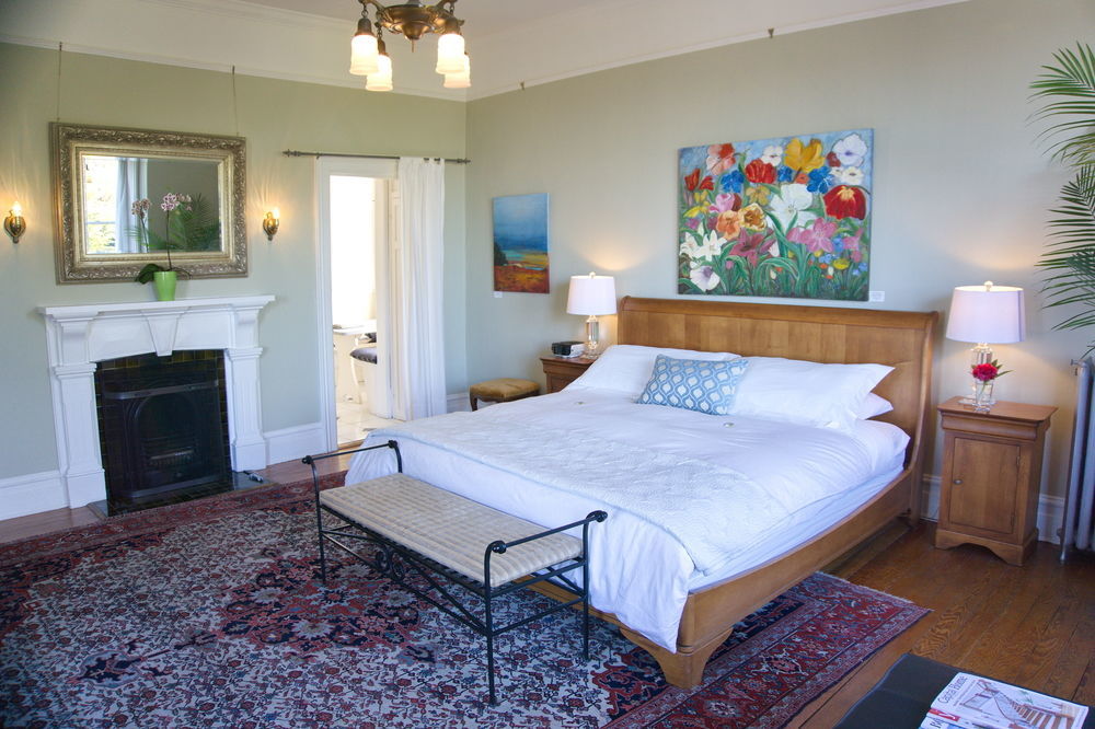 Fairholme Manor Inn Victoria Zewnętrze zdjęcie