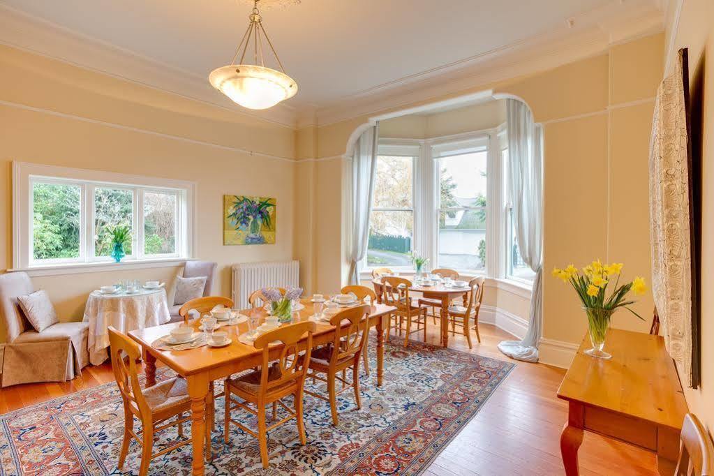 Fairholme Manor Inn Victoria Zewnętrze zdjęcie