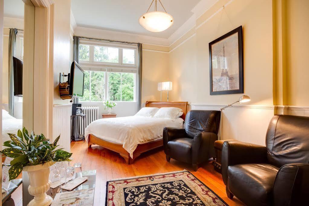 Fairholme Manor Inn Victoria Zewnętrze zdjęcie