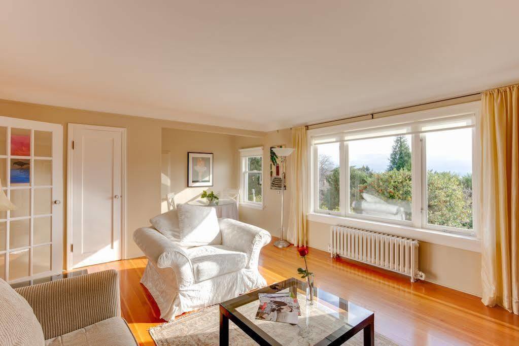 Fairholme Manor Inn Victoria Zewnętrze zdjęcie